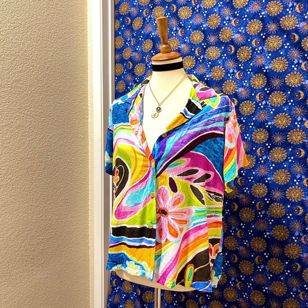 🌈 SOLD Gorgeous Jams rainbow flower top - Picture 6 of 12